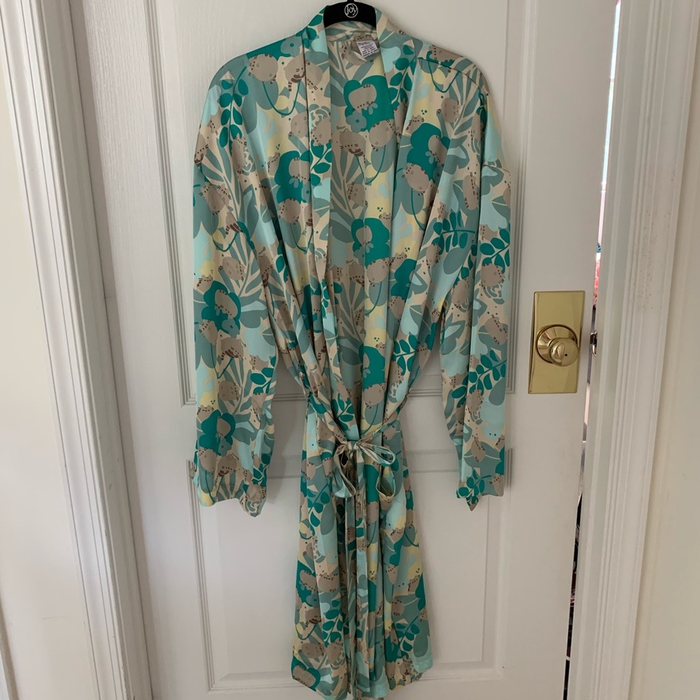 Pusheen Box Exclusive Satin Robe Size L-XXL
